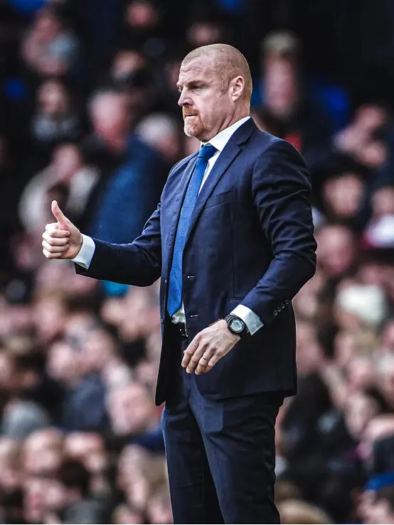 九游电脑版包含Doinb爆冷击败RNG风云突变费耶诺德转会期造点机会，这操作让人直呼：阿斯顿维拉今夜官宣签约的词条